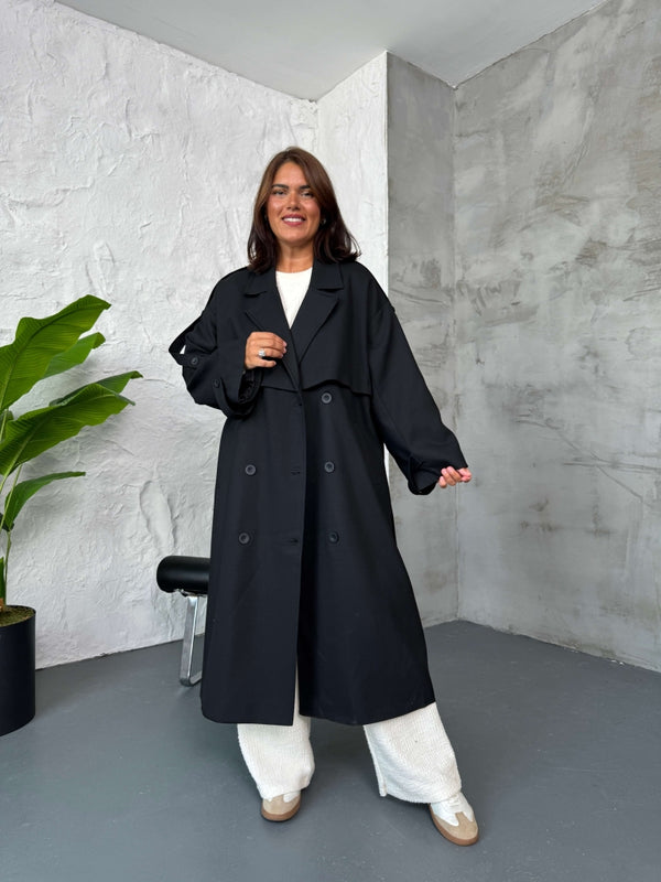 Siyah Kruvaze Detaylı Oversize Trençkot