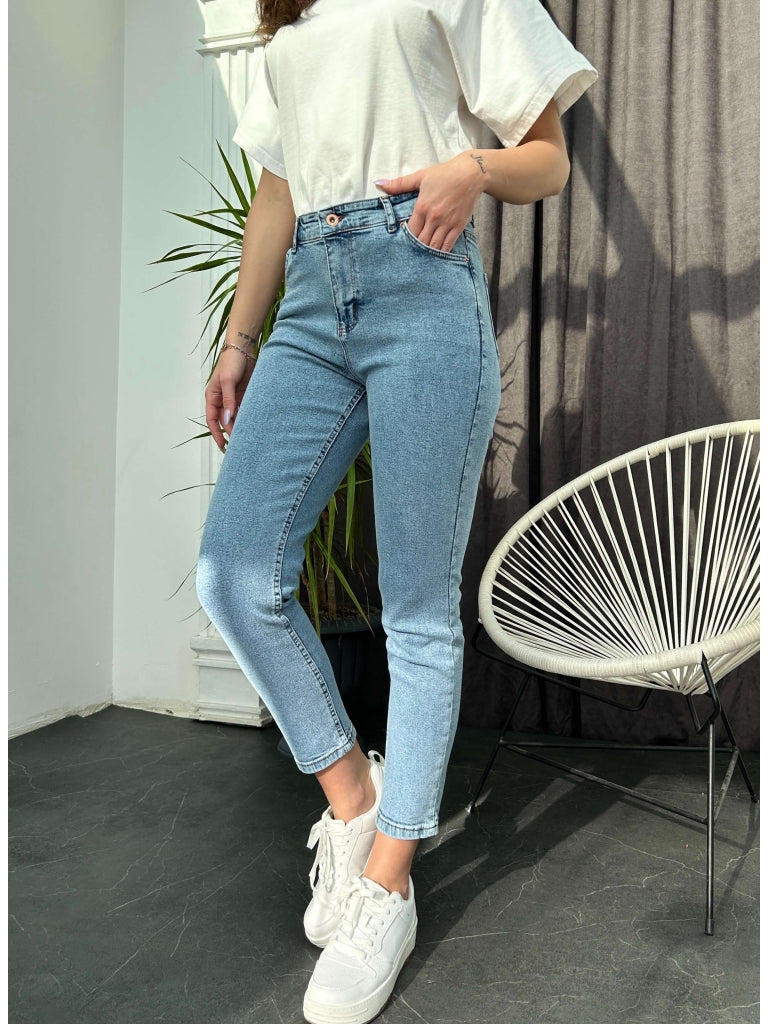 Mavi Yıkamalı Likralı Mom Jean EY3055-Mavi
