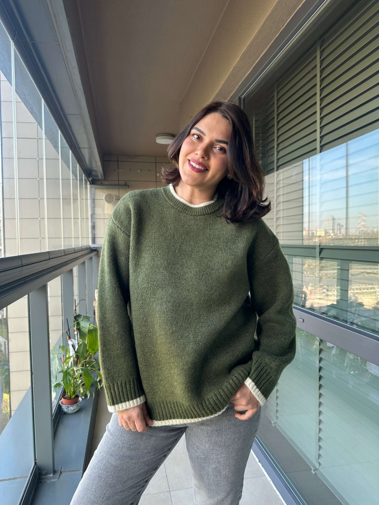 Yeşil Çizgi Detaylı Oversize Kazak