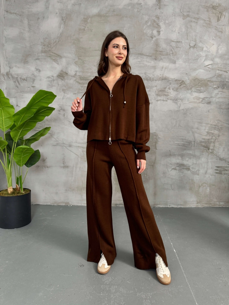 Kahverengi Kapşanlu Çift Fermuarlı Takım 0091-KAHVERENGİ