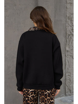 Siyah Leopar Nakışlı Polo Yaka Sweat