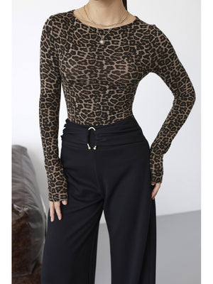 Dilvin Leopar Kayık Yaka Transparan Bluz 32206-Leopar