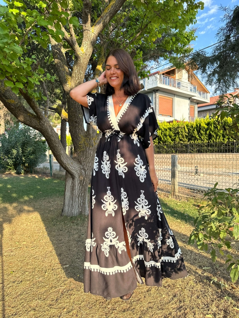 Siyah Desenli Beli Lastikli Elbise