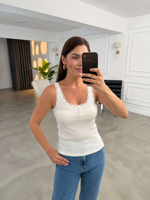 Beyaz Fitilli Dantel Detaylı Atlet 26343-Beyaz