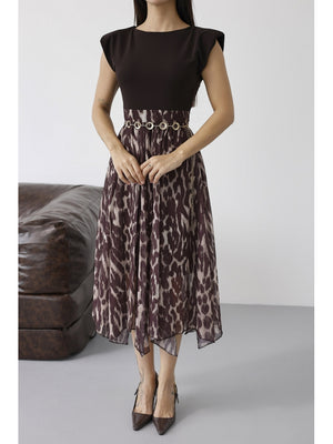 Kahve Vatkalı Zincir Kemerli Elbise 3867-Kahve