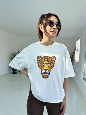 Beyaz Kaplan Nakışlı Premium Tshirt