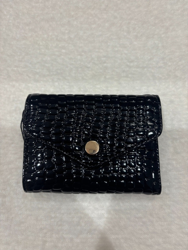 Siyah Dokulu Çıtçıtlı Rugan Cüzdan CZDN04-Siyah