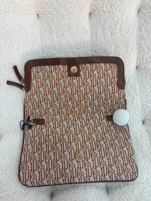 Kahverengi Marka Muadili Clutch Çanta CNT03-Kahverengi