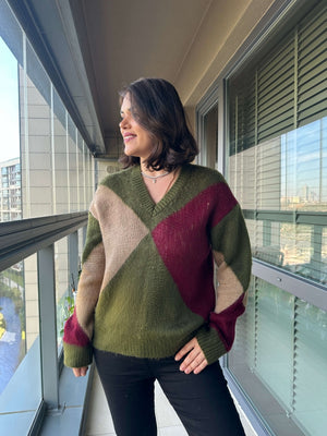 Yeşil Baklava Desenli V Yaka Oversize Kazak