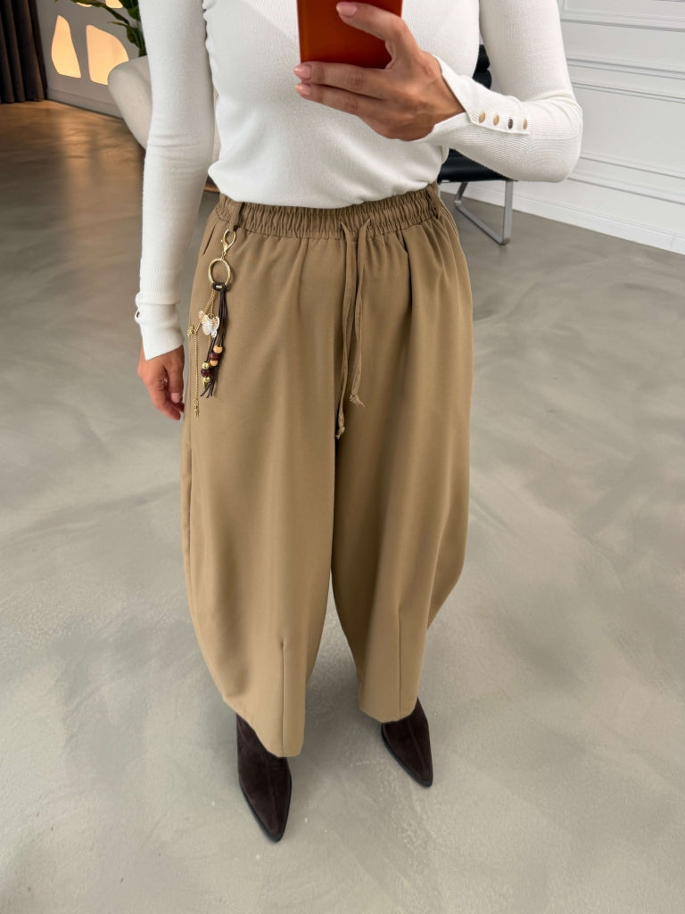 Camel Bel Bağcıklı Charmlı Pantolon 51489-Camel