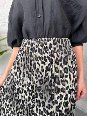 Gri Leopar Kırışık Saten Etek 29269-GRİ LEOPAR