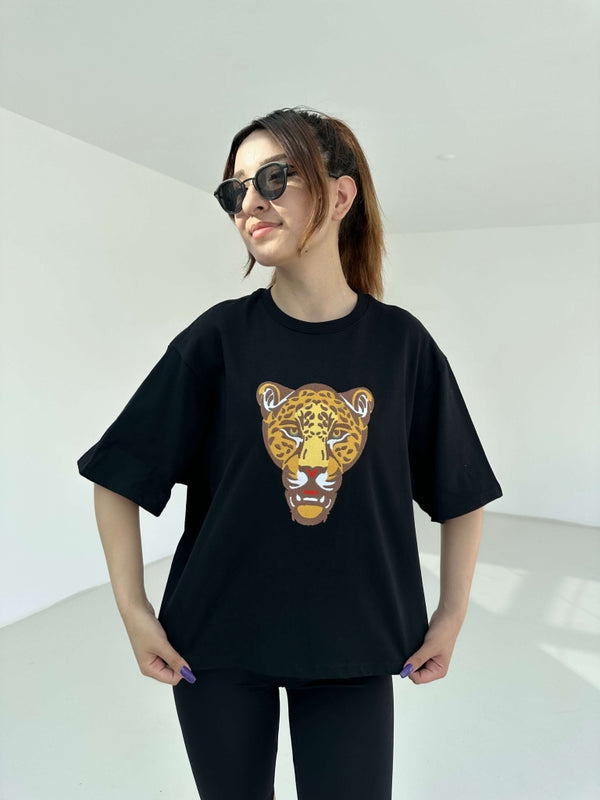 Siyah Kaplan Nakışlı Premium Tshirt