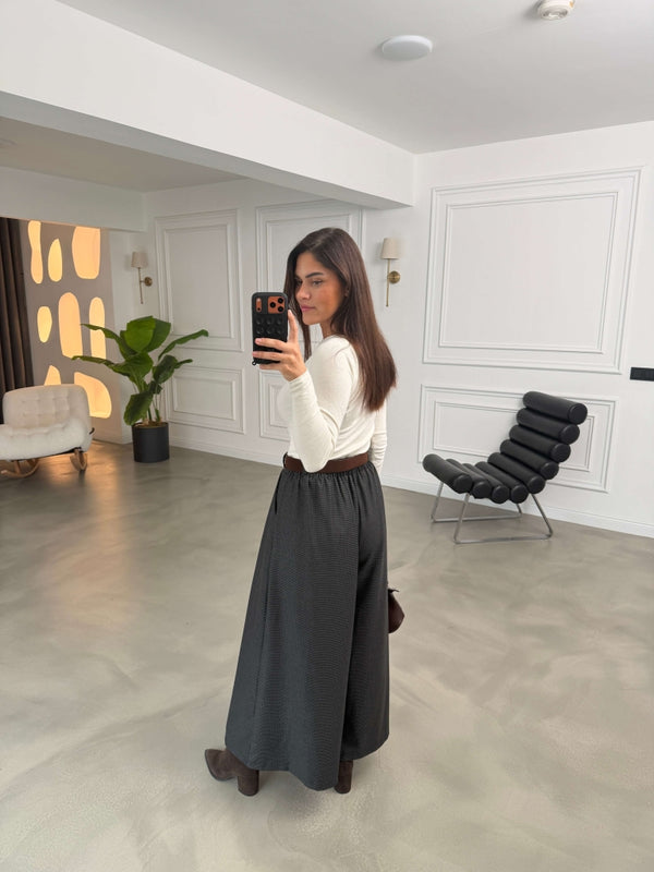Siyah Desenli Kemerli Etek Pantolon 51519-Siyah