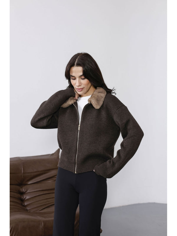 Kahverengi Peluş Yaka Fermuarlı Triko Hırka EY2557-Kahverengi