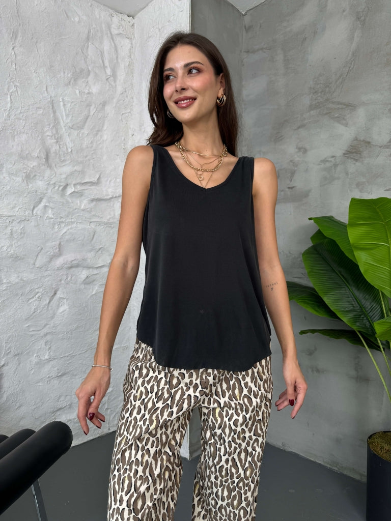 Premium Siyah Lazer Kesim Atlet 30110-Siyah