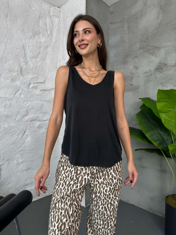 Premium Siyah Lazer Kesim Atlet 30110-Siyah