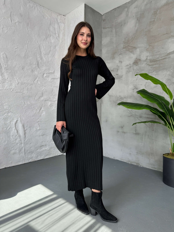 Siyah Massi Model Merserize Triko Elbise