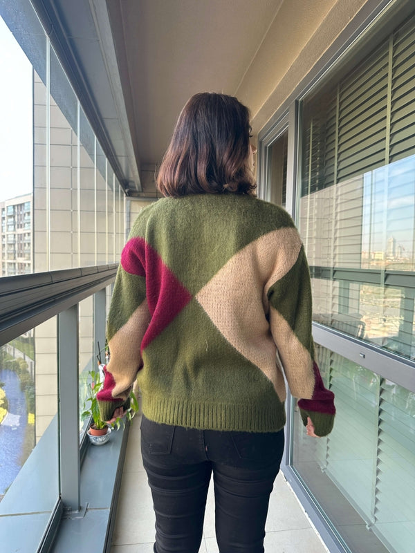 Yeşil Baklava Desenli V Yaka Oversize Kazak