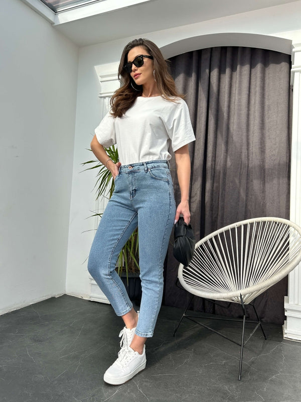 Mavi Yıkamalı Likralı Mom Jean