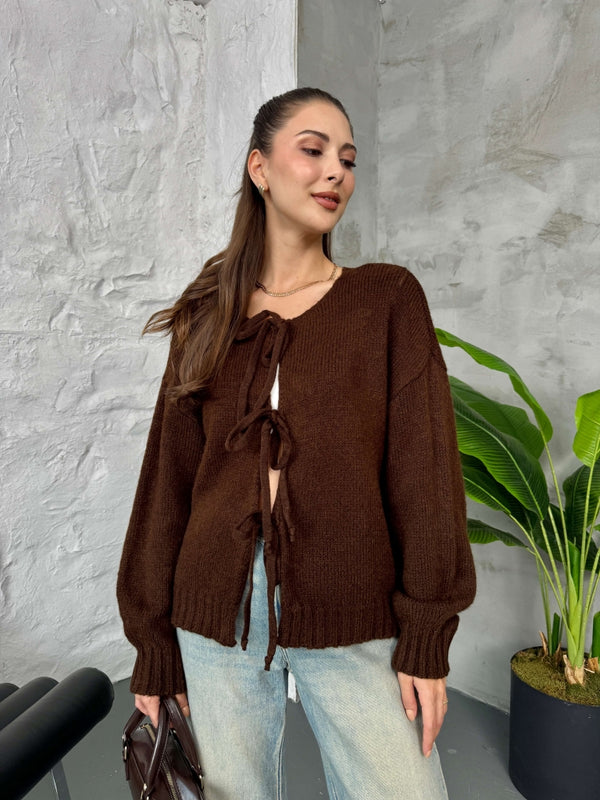 Kahverengi Önü Bağcıklı Örme Hırka EY2426-Kahverengi