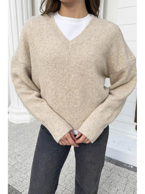 Dilvin Açık Bej V Yaka Yumuşak Dokulu Kazak 10645-Açık Bej
