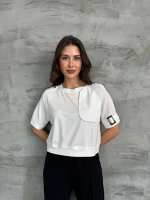 Beyaz Kolu Apolet Detaylı Tshirt
