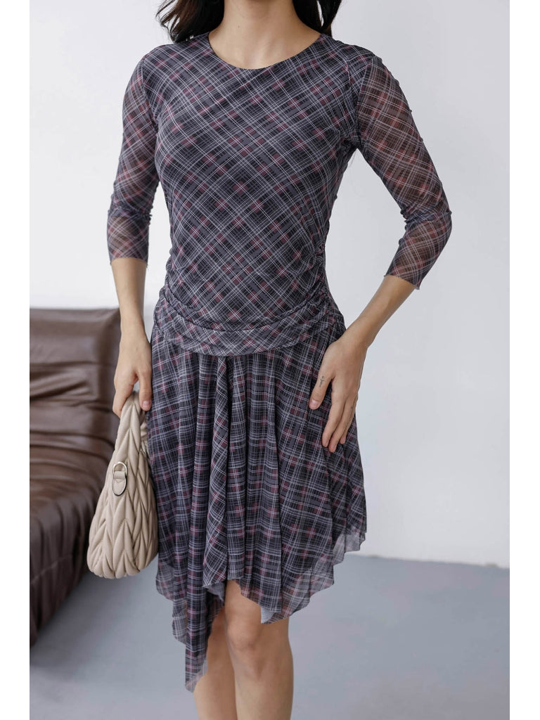 Gri Ekoseli Asimetrik Tül Elbise 29826-Gri