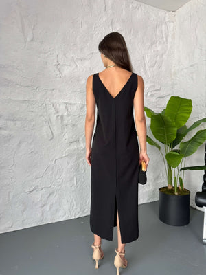 Siyah  Arkası Yırtmaçlı Premium  Tencel Elbise