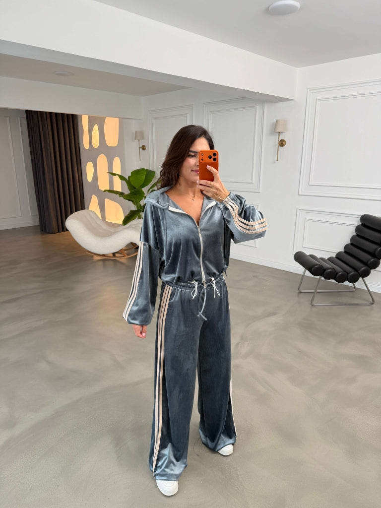 Mavi Biyeli Kadife Takım 004236-Mavi
