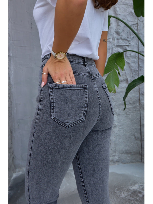 Antrasit Yıkamalı Likralı Mom Jean