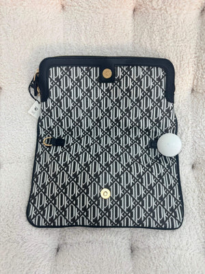 Beyaz Marka Muadili Clutch Çanta CNT03-Beyaz
