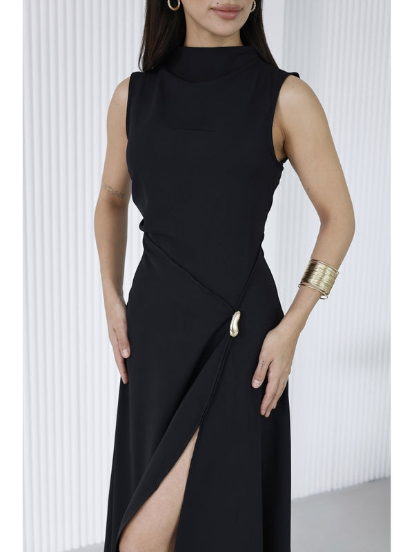 Siyah Toka Detaylı Yırtmaçlı Elbise 0805-SİYAH