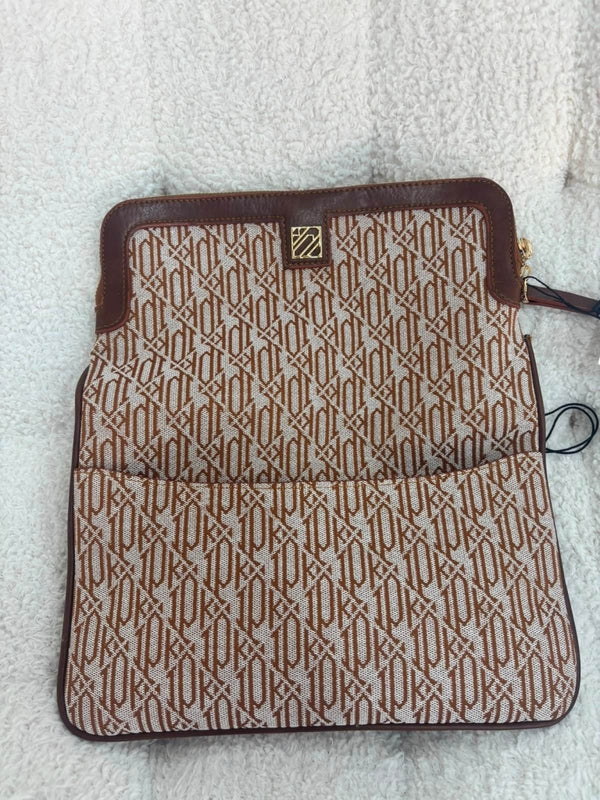 Kahverengi Marka Muadili Clutch Çanta CNT03-Kahverengi