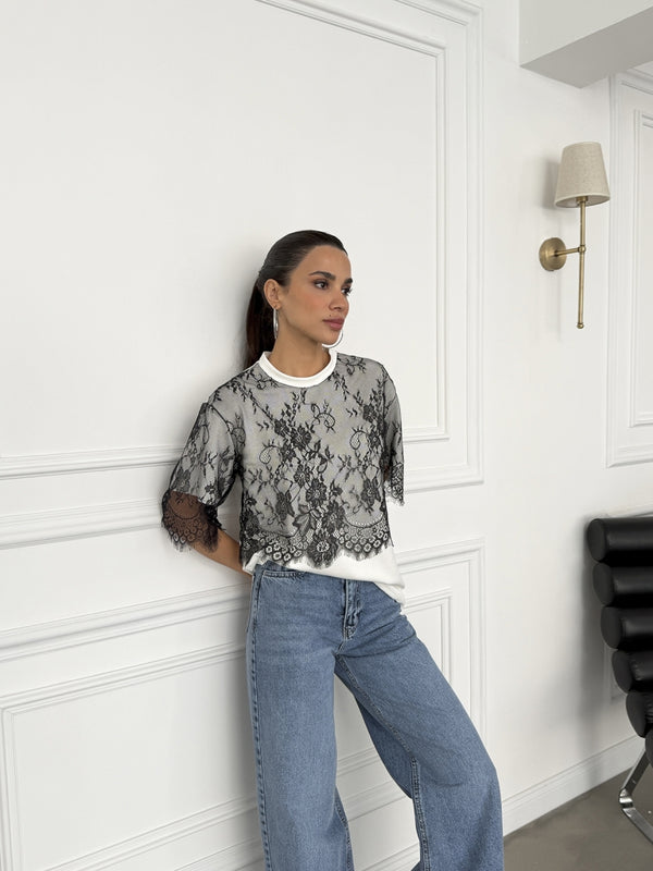 Beyaz Dantelli Tasarım Tshirt 1092-Beyaz