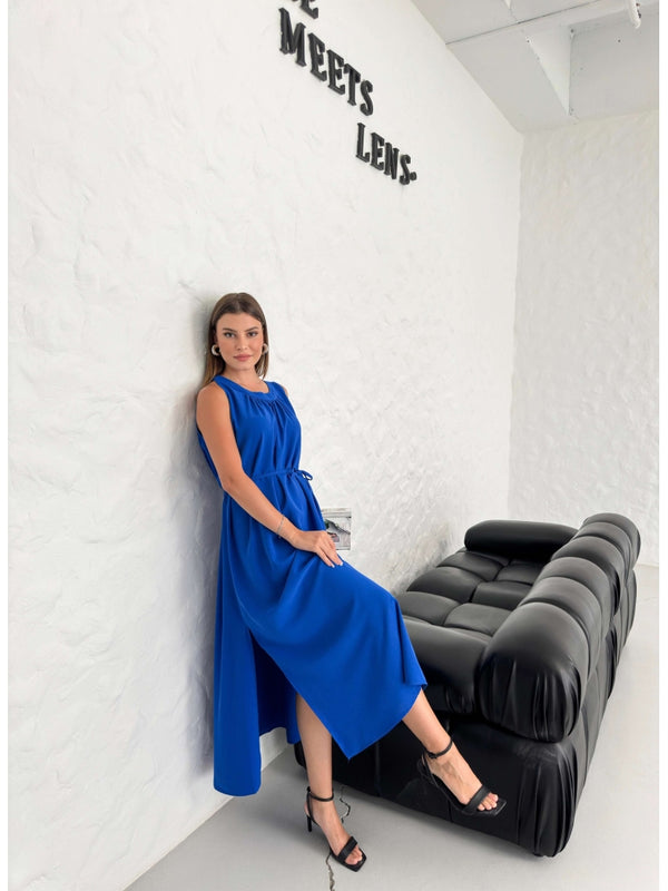 Saks Yakası Büzgülü Elbise