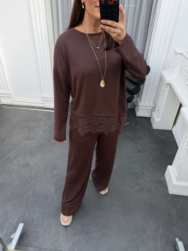 Kahverengi Etek Ucu Dantelli Modal Takım 4105-Kahverengi