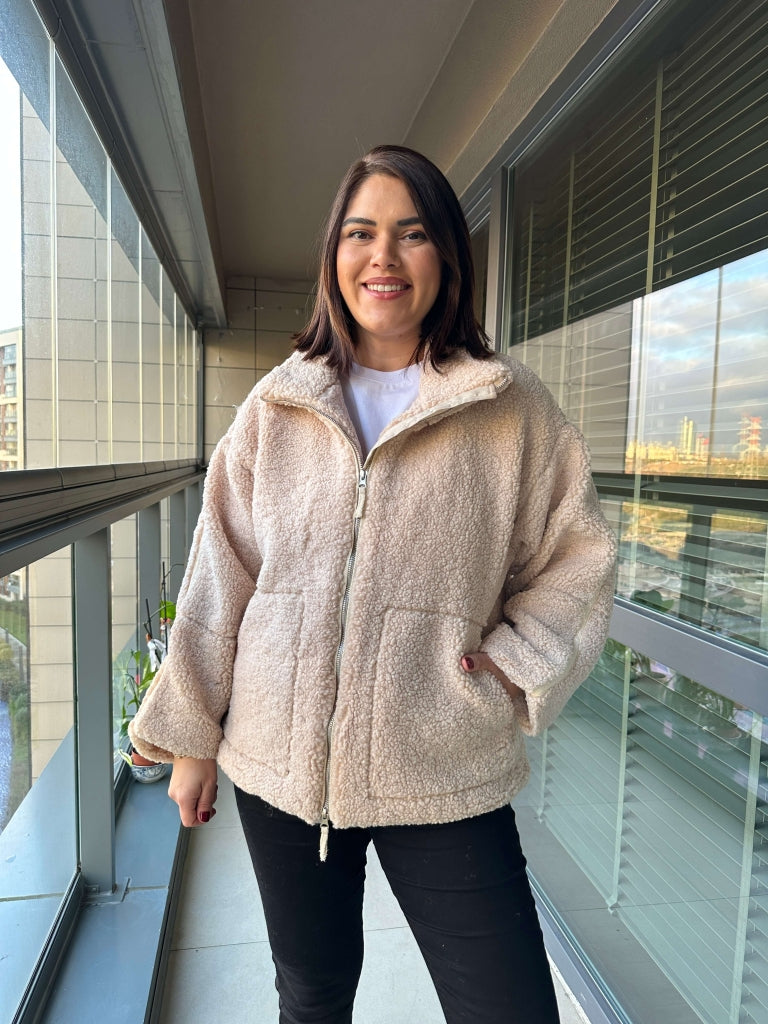 Taş Dik Yaka Fermuarlı Peluş Mont