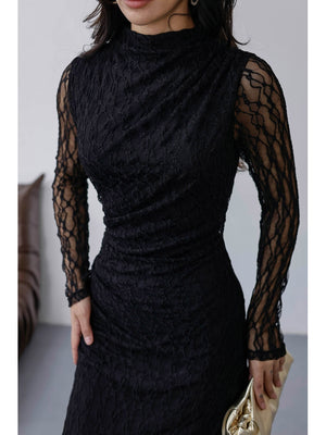 Siyah Yan Büzgülü Dantel Elbise 8249-Siyah