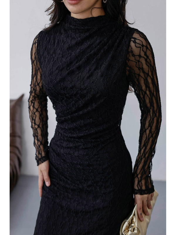 Siyah Yan Büzgülü Dantel Elbise 8249-Siyah