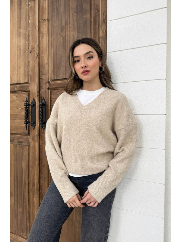 Dilvin Açık Bej V Yaka Yumuşak Dokulu Kazak 10645-Açık Bej
