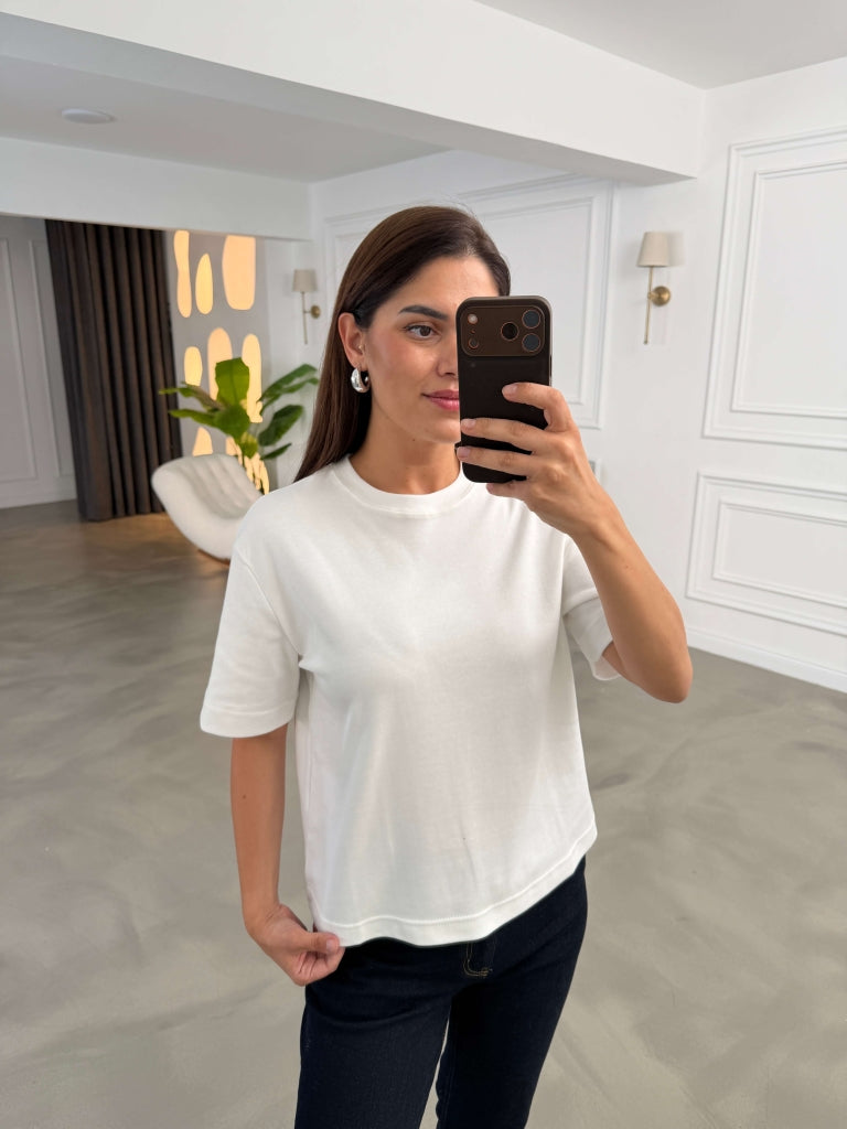 Beyaz Bisiklet Yaka Basıc Tshirt 6597-Beyaz