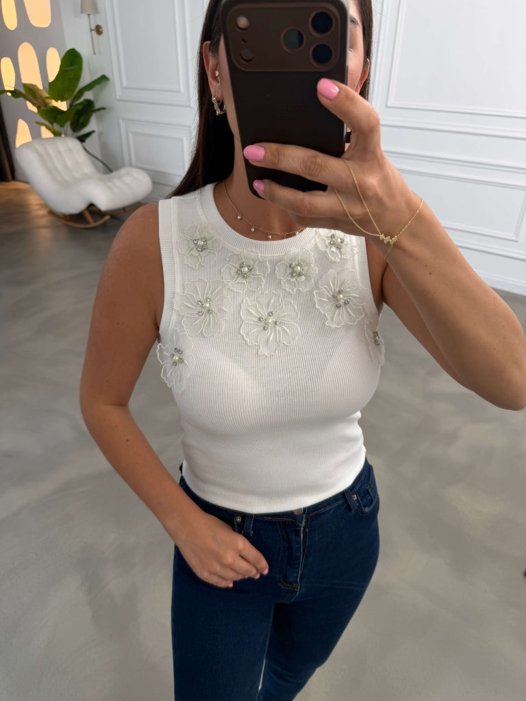 Beyaz Yakası Çiçekli Body 8217-Beyaz