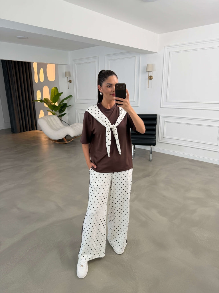 Kahve Puantiye Fularlı Biyeli Takım 4145-Kahve