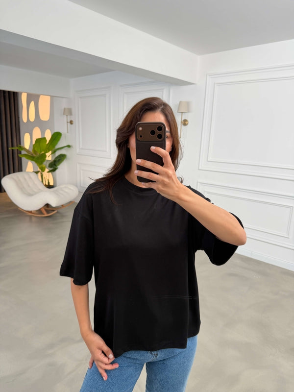 Siyah Kırmızı Sırtı Kalp Dekolteli Tshirt 1113-Siyah Krımızı