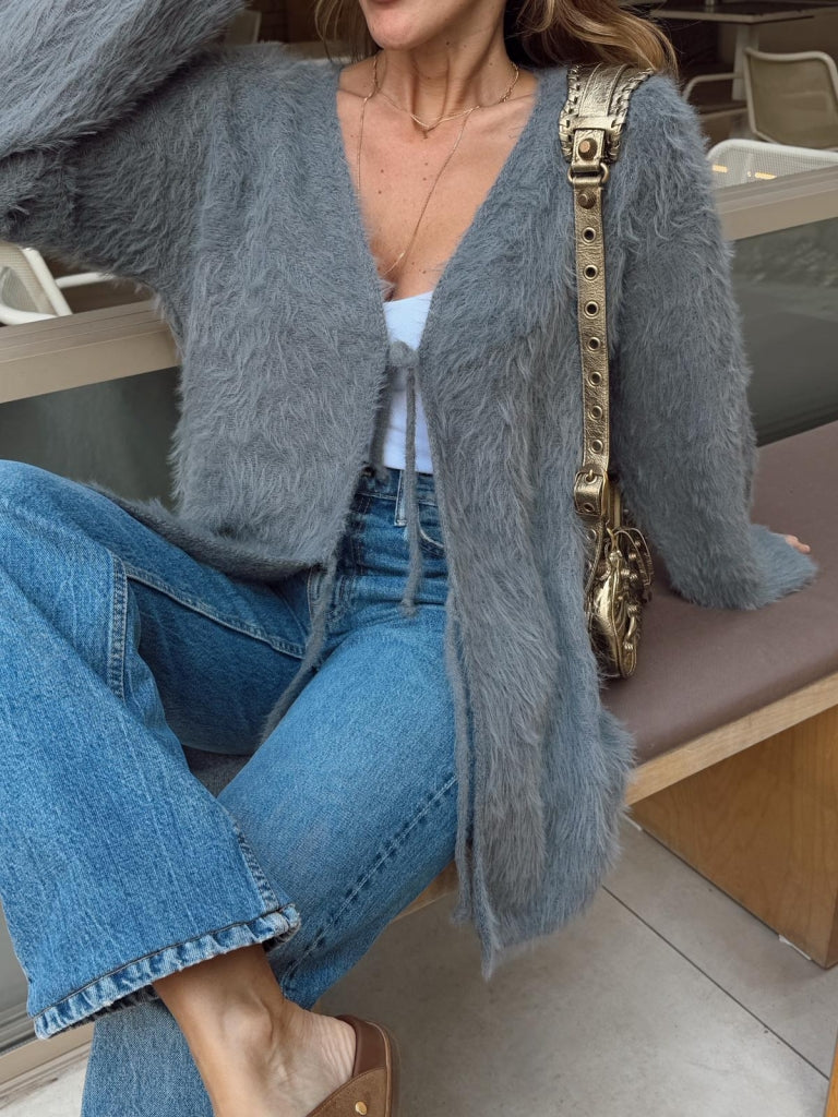 Gri Peluş Yumuşak Dokulu Bağlamalı Uzun Triko Hırka