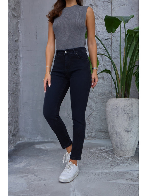 Siyah Likralı Mom Jean