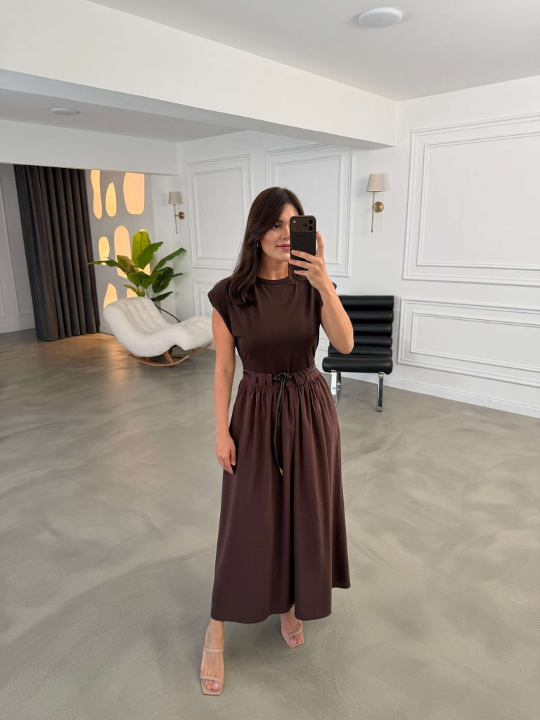 Kahve Vatkalı Deri Kemerli Elbise 580986-Kahve