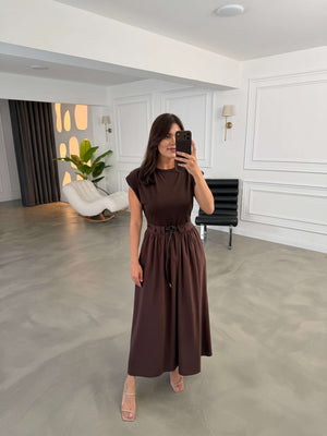 Kahve Vatkalı Deri Kemerli Elbise 580986-Kahve