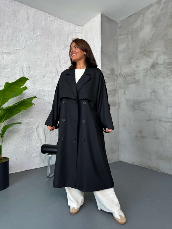Siyah Kruvaze Detaylı Oversize Trençkot