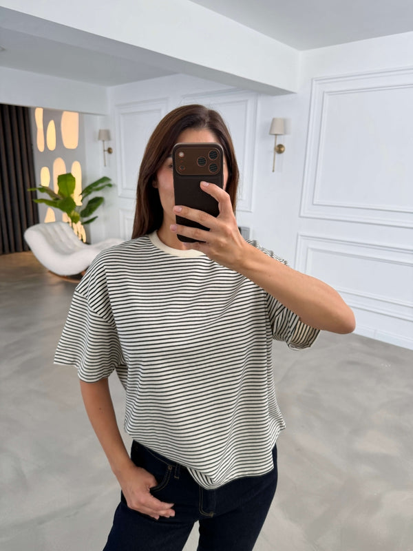 Ekru Siyah Çizgili Orj Marka Oversize Tshirt 6274-Ekru siyah